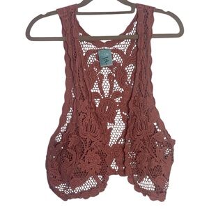 h.i.p. Crochet Lace Crop Top -Warm Pink